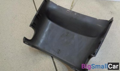 Кожух рулевой колонки верхний от Ford Escape 2000-2006