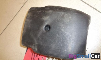 Кожух рулевой колонки нижний от Opel Astra G 1998-2008