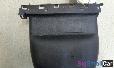 Кожух рулевой колонки верхний от Mazda CX-7 2006-2012