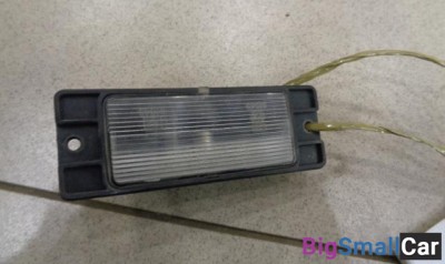 Фонарь подсветки номера от Mitsubishi Mirage 5 1995-2003 - купить Саратове