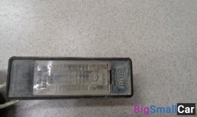 Фонарь подсветки номера от Peugeot 308 1 2007-2013 - купить Саратове