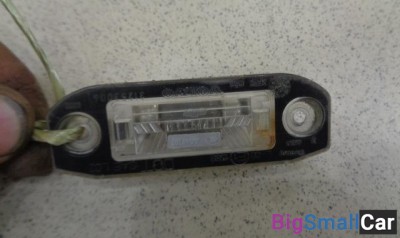 Фонарь подсветки номера от Volvo XC90 2002-2014 - купить Саратове