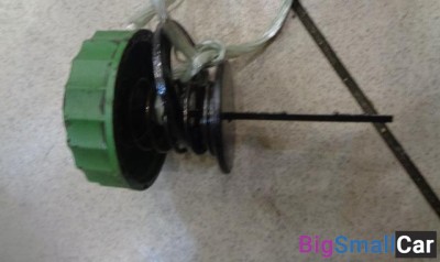 Крышка бачка гидроусилителя от Audi 80 B3 1986-1991