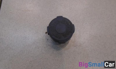 Крышка бачка гидроусилителя от Nissan Primera P11 1995-2002