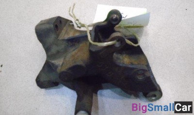 Кронштейн гидроусилителя от Iran Khodro Samand 2003