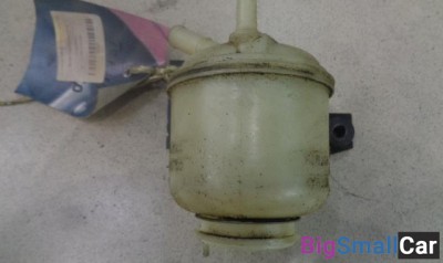 Бачок гидроусилителя от Nissan Teana J31 2003-2008