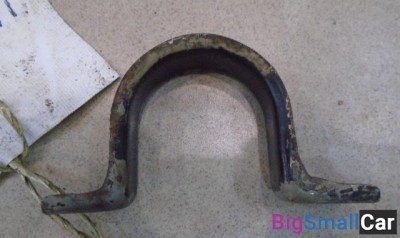 Крепеж рулевой рейки от Toyota Camry V30, XV10 1990-1994