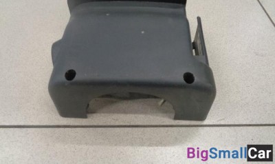 Кожух рулевой колонки нижний от Dodge Stratus 2000-2006