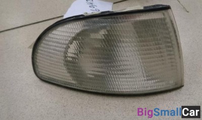 Указатель поворота правый от Audi A4 B5 1994-2001