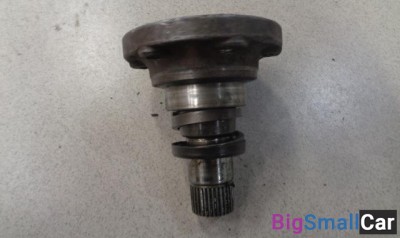 Фланец полуоси левый от Volkswagen Golf 4 1997-2006