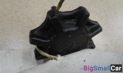 Крышка бачка гидроусилителя от Land Rover Range Rover 3 2002-2012