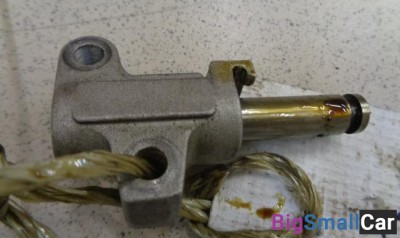 Натяжитель цепи от Opel Corsa D 2006-2014