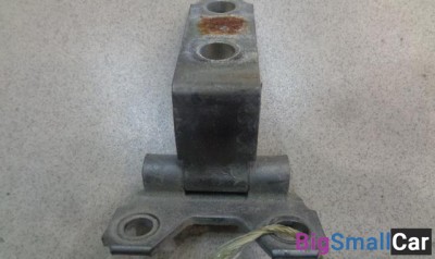 Петля двери передней правой верхняя от Toyota Camry V30, XV10 1990-1994 - купить Саратове