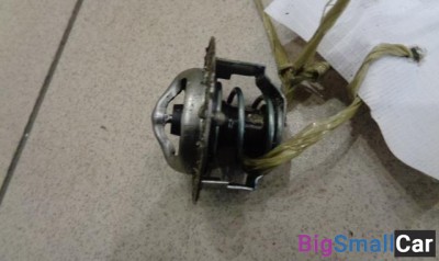 Термостат от Hyundai Sonata 3 Y3 1993-1998