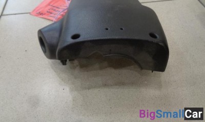 Кожух рулевой колонки нижний от Peugeot 307  2001-2008
