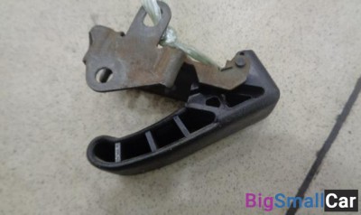 Ручка открывания капота от Land Rover Discovery 2 1998-2004