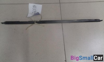 Уплотнитель стекла двери задней правой (бархотка внутренняя) от Volkswagen Pointer 2004-2006