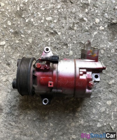 Компрессор кондиционера Nissan X-Trail 2.0i