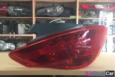 Фонарь задний Пежо 308 склад16