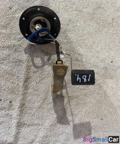 Насос топливный Toyota Corolla 150 - купить Саратове