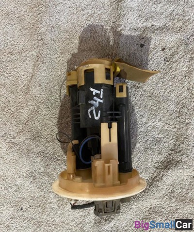 Насос топливный Mitsubishi Lancer Cedia - купить Саратове