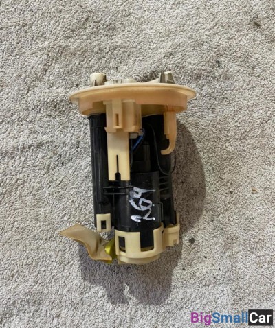 Насос топливный Mitsubishi Lancer 9 - купить Саратове