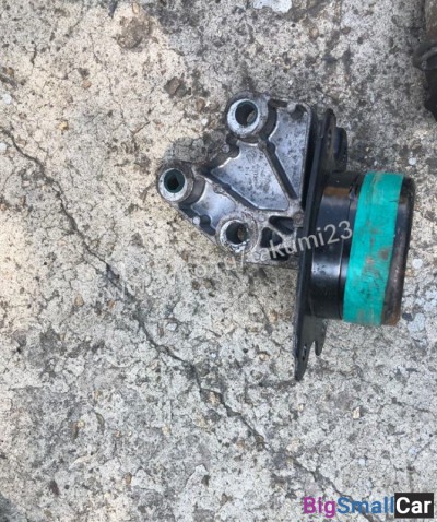 Подушка двс левая Chevrolet Captiva