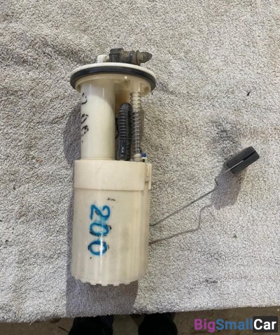 Насос топливный Митсубиси Миника Mitsubishi Minica - купить Саратове