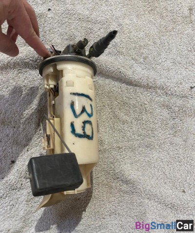 Насос топливный Судзуки Альто рш Suzuki alto RH - купить Саратове