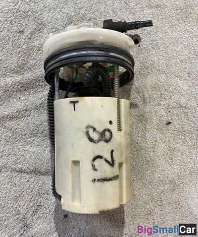 Насос топливный Toyota Avensis 1ZZ - купить Саратове