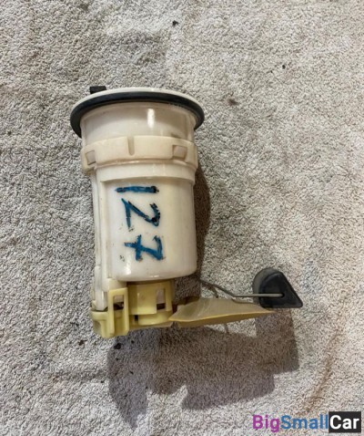 Насос топливный Toyota Camry 30 - купить Саратове