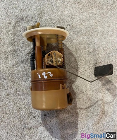 Насос топливный Nissan March K12 - купить Саратове