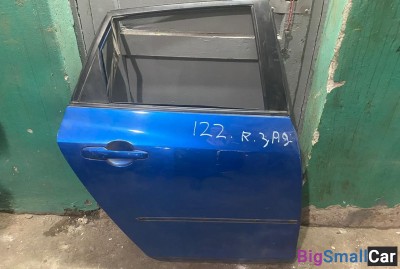 Дверь задняя правая Mazda 3 hatchback