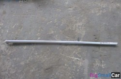 Молдинг двери задн. лев. (51 Оснащение Кузов) 51357182291